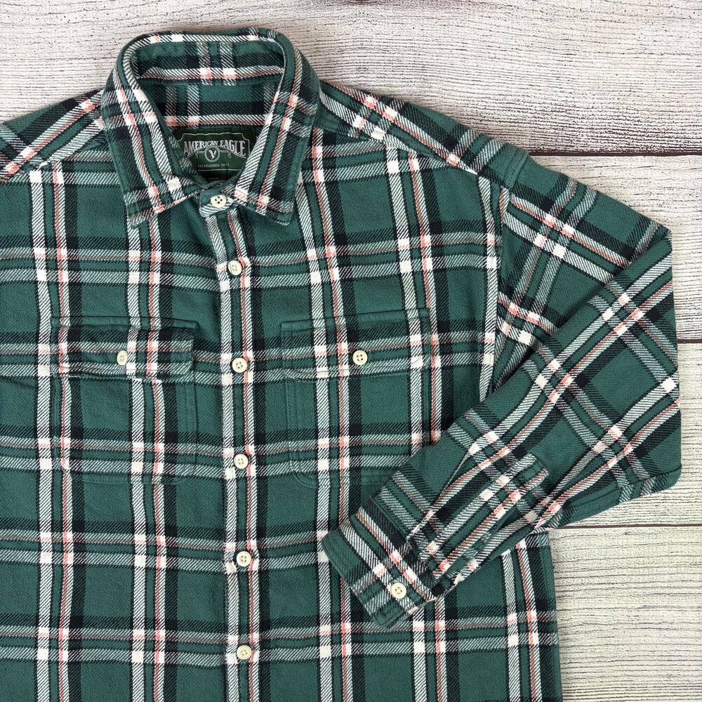 2000s American Eagle Heavy Flannel Button Up Long Sleeve Shirt
